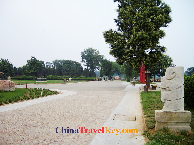 photo of Anyang Yin Dynasty Palace Ruins