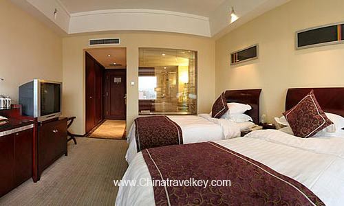 Guestroom of Jinlongtan Hotel Beijing