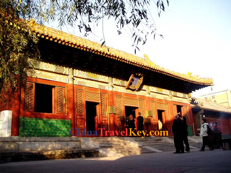 Lama Temple