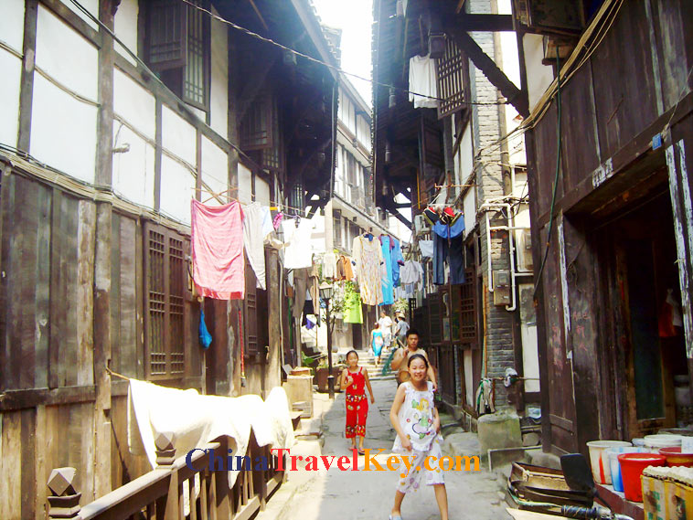 photo of chongqing ciqikou ancient town