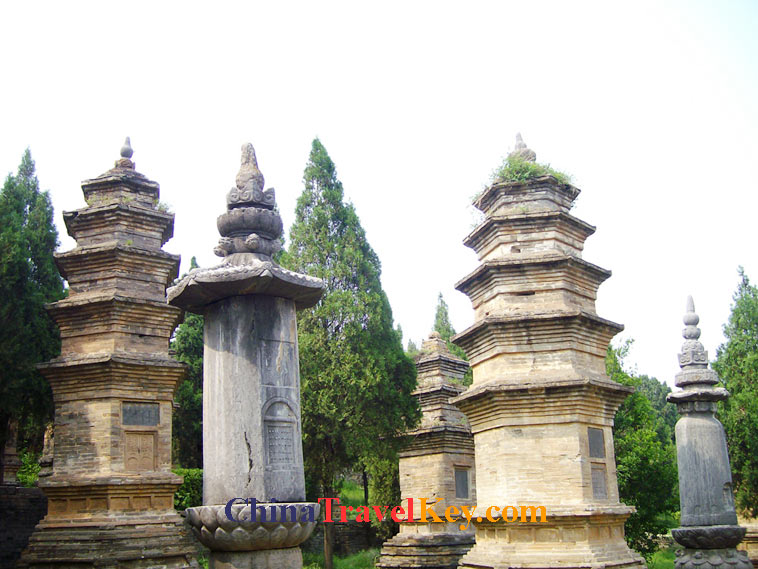 photo of dengfeng pagoda forest shanlin temple