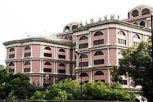 Exterior View of Victory Hotel Guangzhou