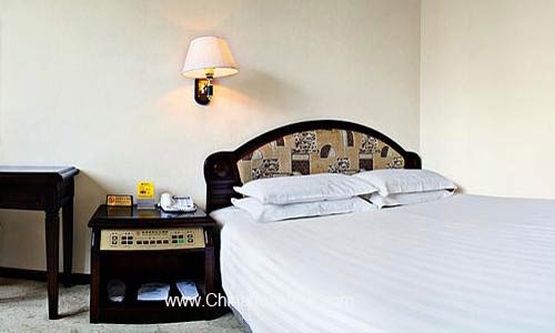 Guestroom of New Century Hotel Guilin