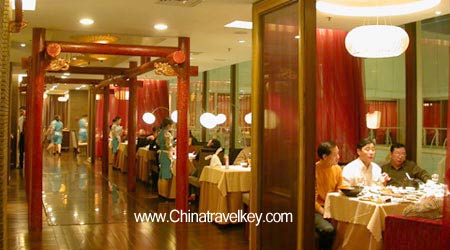 Restaurant of New Century Hotel Hangzhou 
