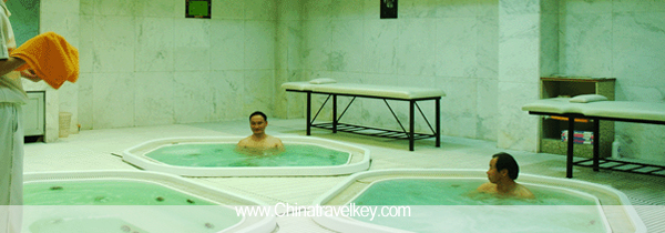 Pool of Wanghu Hotel Hangzhou