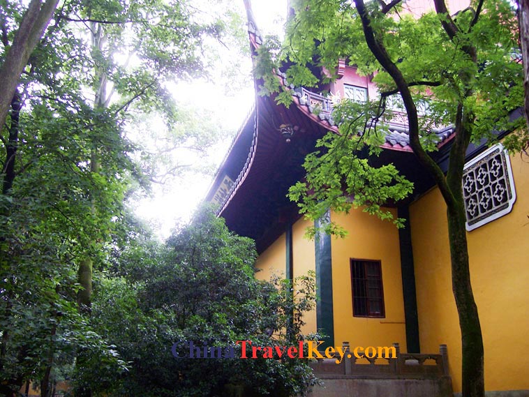 photo of hangzhou lingyin temple