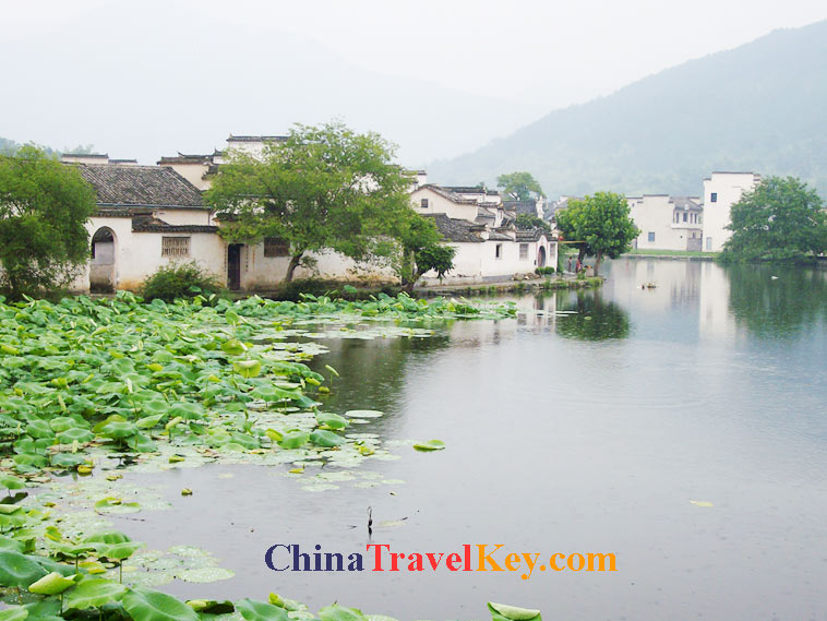 photo of huangshan hongcun village