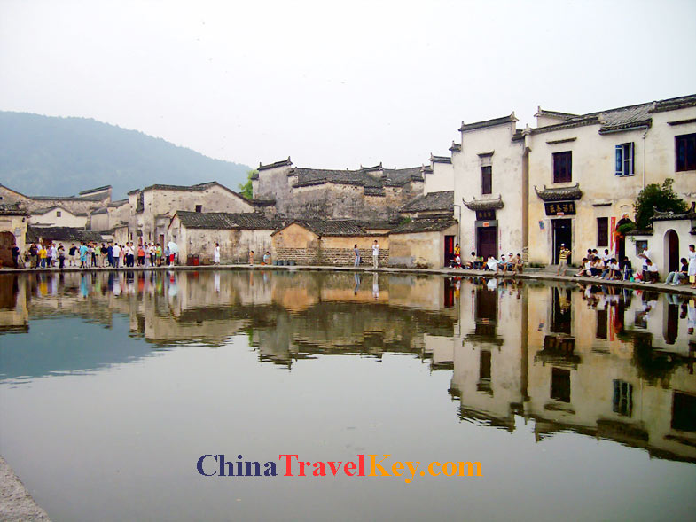 photo of huangshan hongcun village