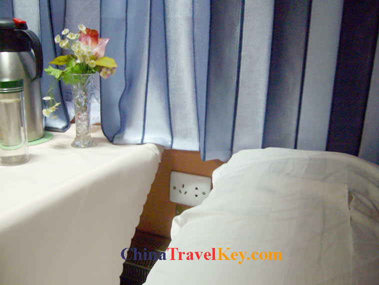 photo of jiuquan train station