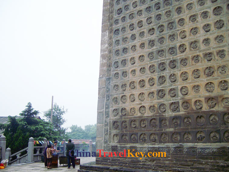 photo of kaifeng fan pagoda