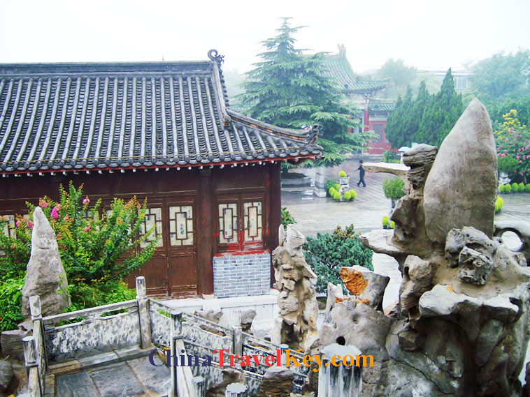 photo of Kaifeng Memorial Temple of Baozheng