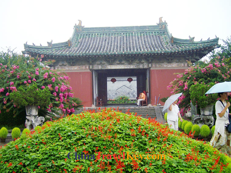 photo of Kaifeng Memorial Temple of Baozheng
