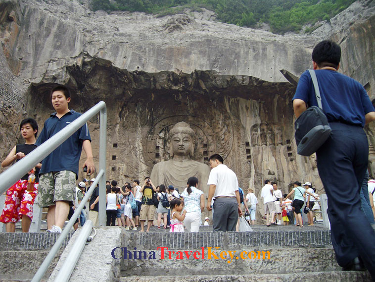 photo of luoyang longmen grotto