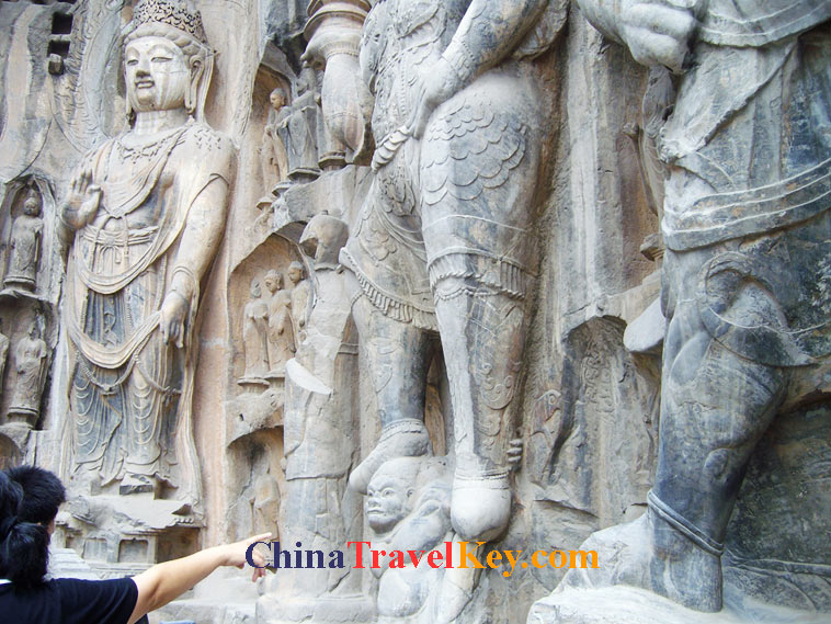 photo of luoyang longmen grotto