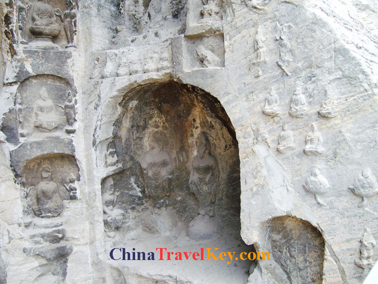 photo of luoyang longmen grotto