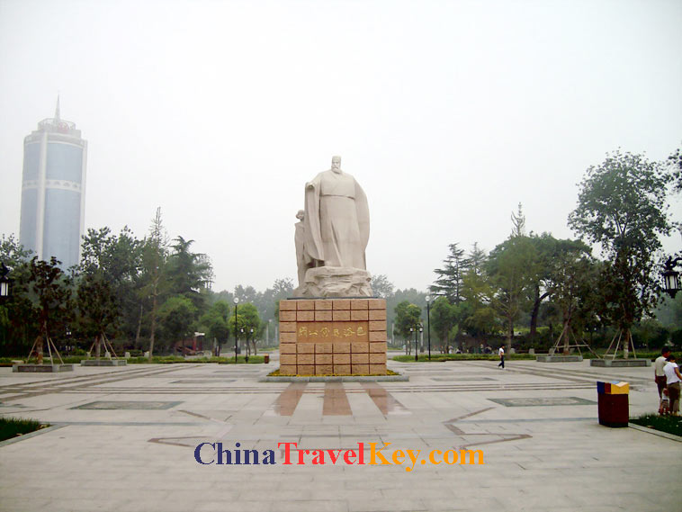 photo of luoyang street