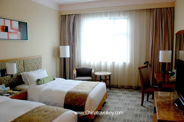 Guestroom of Gloria Plaza Hotel Nanchang