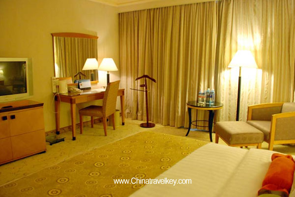 Guestroom of Gloria Plaza Hotel Nanchang
