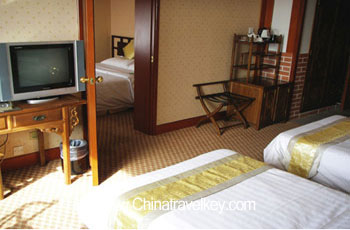 Guestroom of Donghai Hotel Qingdao