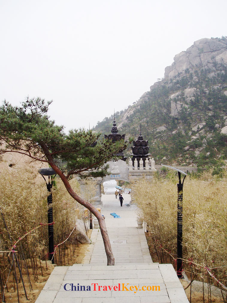 photo of huayan temple qingdao