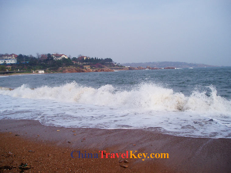 photo of qingdao beach