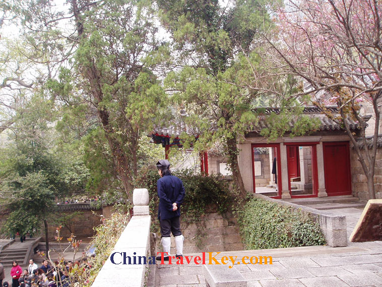photo of qingdao taiqing palace