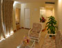 Guestroom of Golden Phoenix Seaview Hotel Sanya 