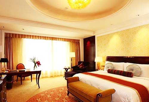 Guestroom of Grand Central Hotel Shanghai