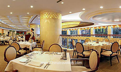 Restaurant of Howard Johnson Plaza Hotel Shanghai