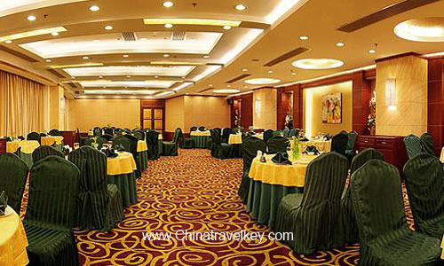 Restaurant of Pine City Hotel Shanghai