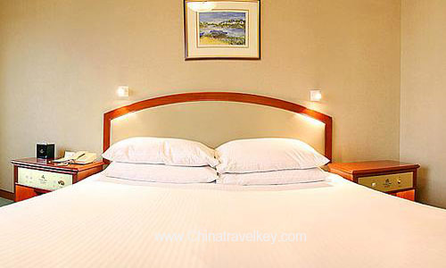 Guestroom of Rainbow Hotel Shanghai