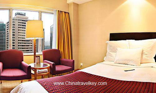 Guestroom of Renaissance Yangtze Hotel Shanghai 