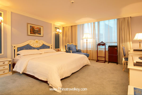 Guestroom of Golden Crown Hotel Tianjin