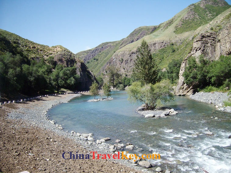 photo of urumchi heaven lake