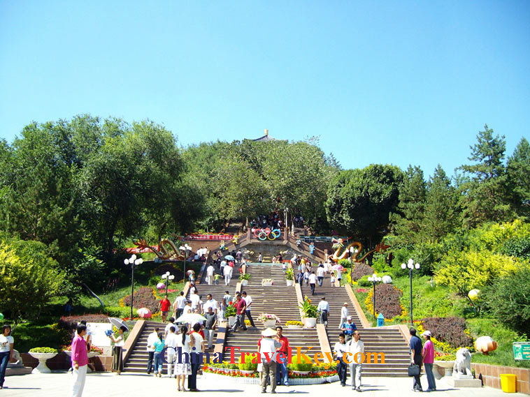 photo of urumchi red hill park