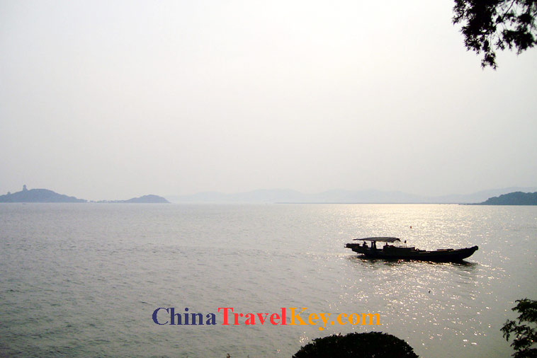 photo of wuxi lake tai