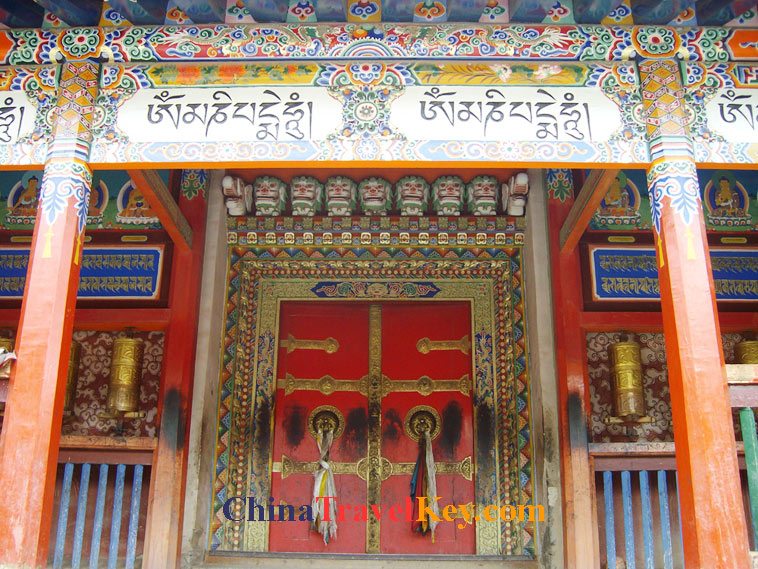 photo of labrang monastery