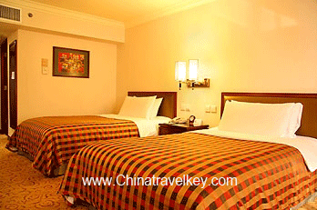 Room of Shangri-La Golden Flower Hotel