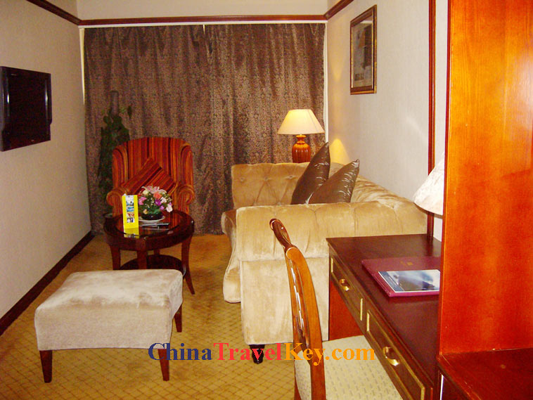 photo oriental king ship inside