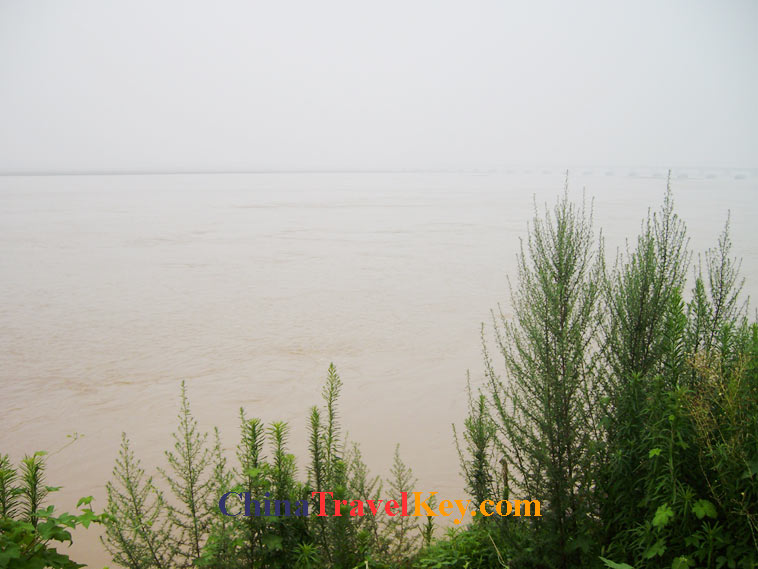 photo of huanghe river scenic area