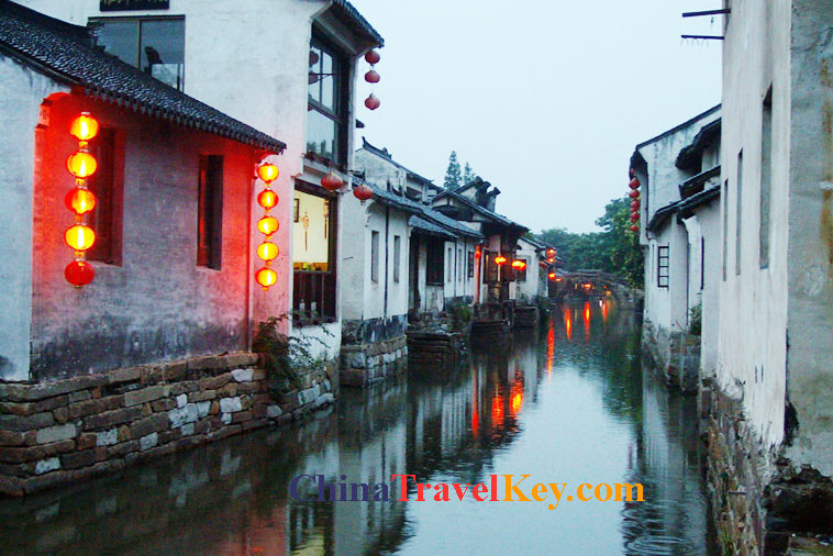photo of zhouzhuang tour 