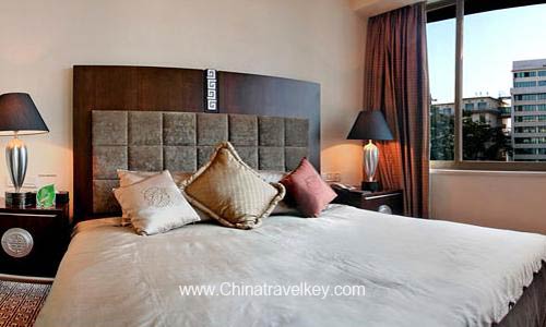 Guestroom of Dong Fang Hotel Guangzhou