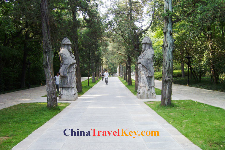 photo of nanjing ming tomb