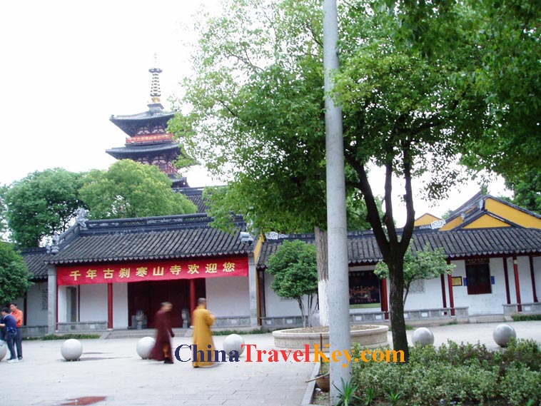 photo of suzhou hanshan temple