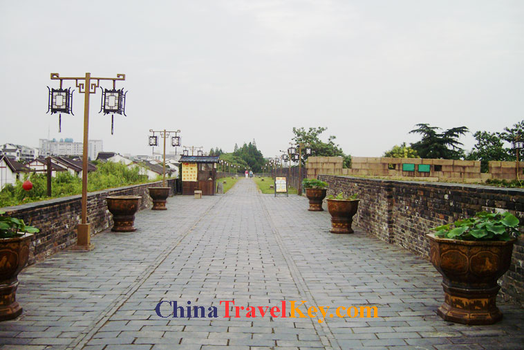 photo of suzhou panmen gate