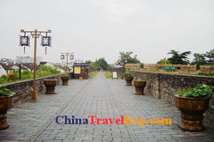 photo of Suzhou Panmen Gate